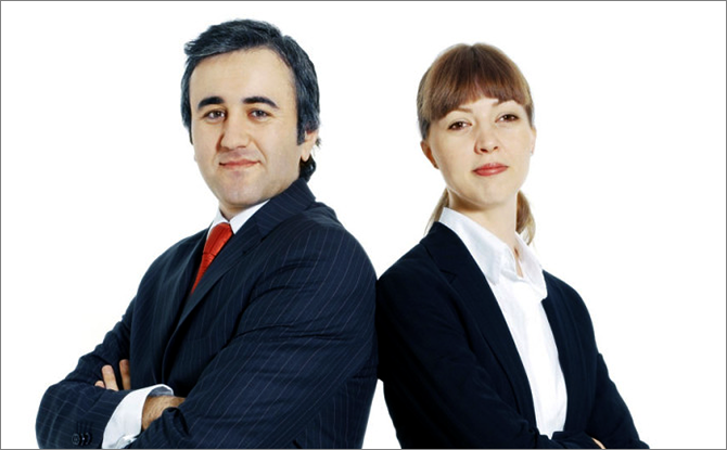 Quem é promovido mais rapidamente: Homens ou Mulheres?